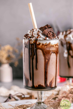 CHOCOLATE MILKSHAKE